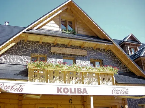 Koliba Senec – exteriér a terasa